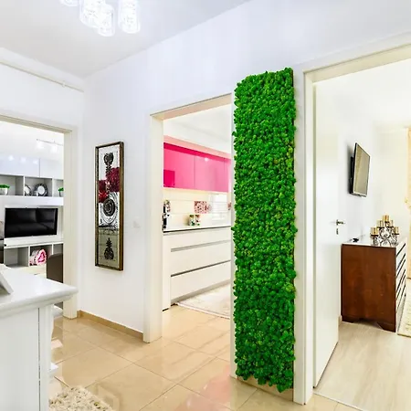 Luxury Avantgarden 3 Braşov
